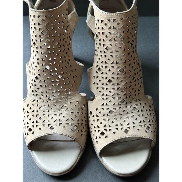 Rockport Womens Comfort Sandals Shoes Leather Suede Taupe Size 8 Block Heel - Picture 10 of 10